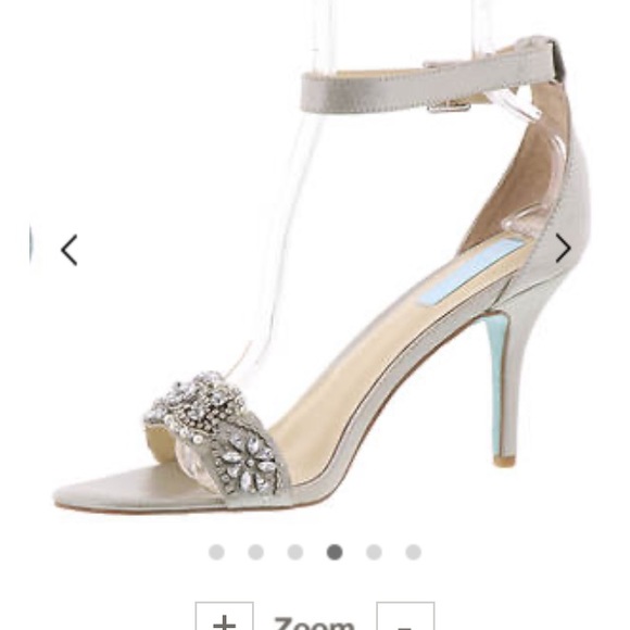 betsey johnson gina sandal